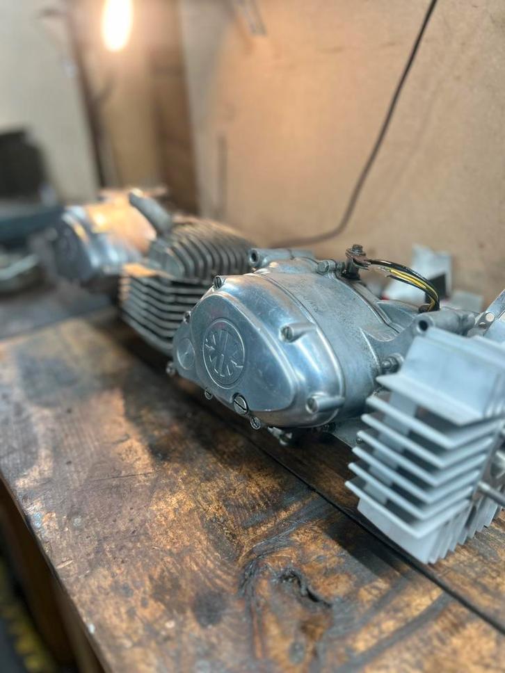 Straal werkzaamheden motor onderdelen, Fietsen en Brommers, Brommeronderdelen | Algemeen, Zo goed als nieuw, Ophalen of Verzenden