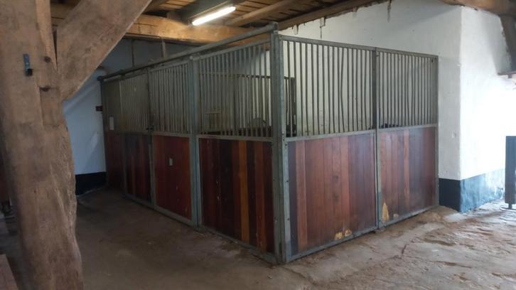Paarden stallen, Dieren en Toebehoren, Stalling en Weidegang