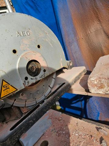AEG Steenzaagmachine kan ook voor metaalzaagmachine. beschikbaar voor biedingen