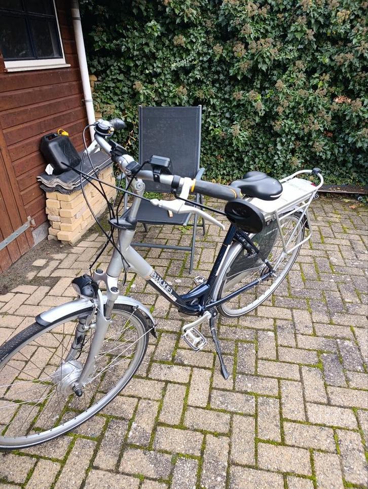 Electrische dames fiets, Fietsen en Brommers, Elektrische fietsen, Gebruikt, Overige merken, Ophalen