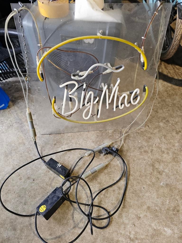 Bic mac neon lamp, Ophalen of Verzenden