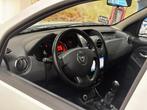Dacia Duster 1.2 TCe 4x4 Lauréate | Navigatie | Hoge instap, Auto's, 65 €/maand, Gebruikt, Duster, Wit