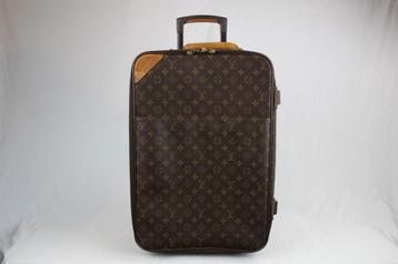 Louis Vuitton Pegase 55 beschikbaar voor biedingen