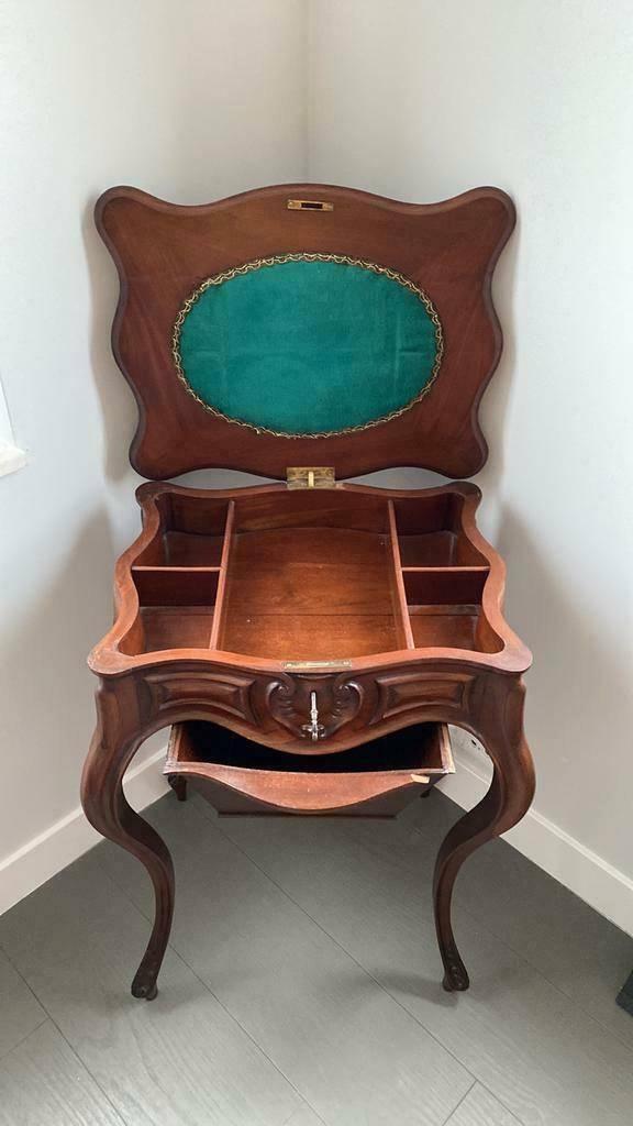 Antieke naaitafel, Antiek en Kunst, Antiek | Meubels | Tafels, Ophalen