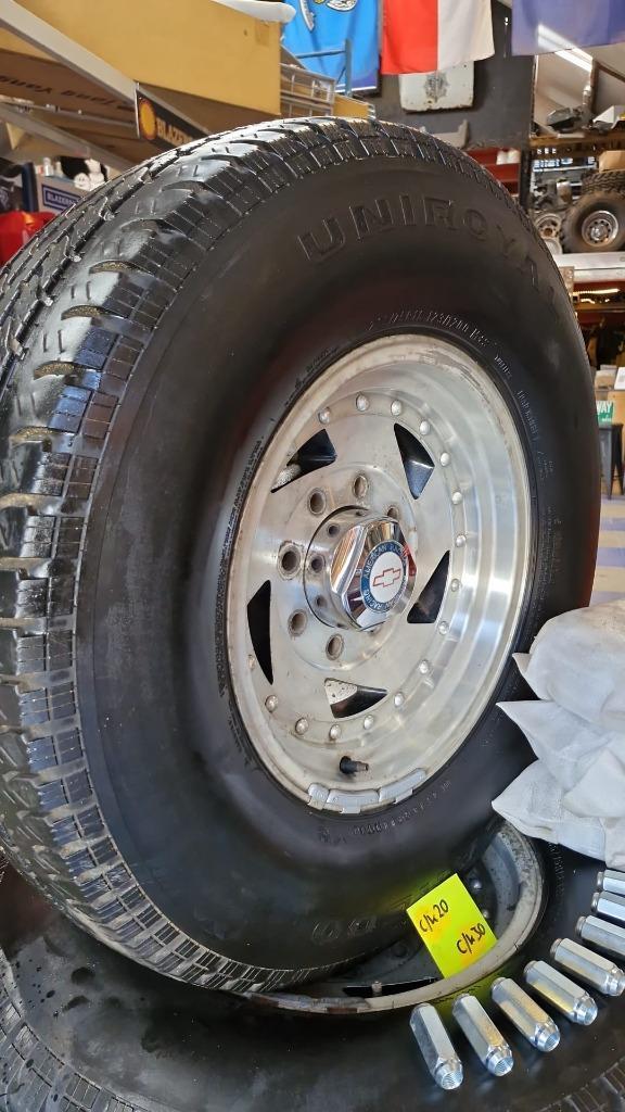 Compleet setje voor Chevy Pickup of Suburban 8-gaats., Auto diversen, Overige Auto diversen, Ophalen of Verzenden
