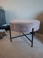 Gratis voetenbankje - Stijlvol en comfortabel, Ophalen, Minder dan 50 cm, Gebruikt, Rond