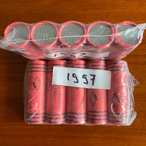 Rollen Rijksdaalders 1997 Beatrix of verpakking van 5 rollen, Postzegels en Munten, Munten en Bankbiljetten | Verzamelingen, Munten