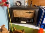 Twee oude buizen radio's, Ophalen
