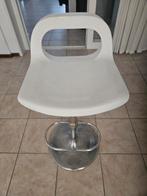 3 Witte Barkrukken met Rugleuning, Ophalen