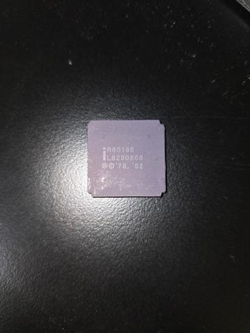 Intel 80186 Processor - Vintage CPU beschikbaar voor biedingen