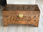 Oude houtsnijwerk chinese kampfer kist, Antiek en Kunst, Kunst | Niet-Westerse kunst, Ophalen of Verzenden