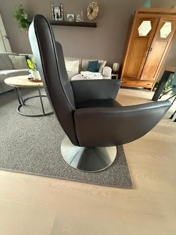 Woonkamerstoel (Draaibare fauteuil) beschikbaar voor biedingen