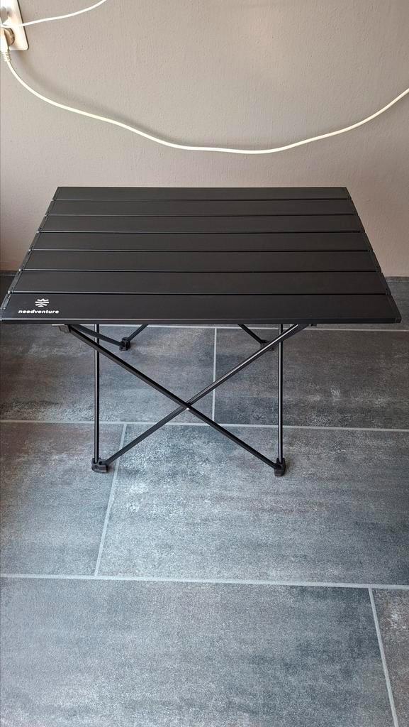 NEEDVENTURE campingtafel inklapbaar Opvouwbaar zwart licht, Caravans en Kamperen, Kampeermeubelen, Zo goed als nieuw, Campingtafel