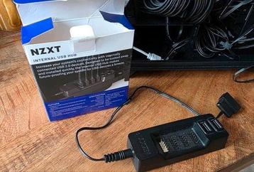 INTERNAL USB HUB 5 POORTEN beschikbaar voor biedingen