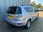 Mitsubishi Outlander 2.0 Edition One NAP//AIRCO//CRUISE//NAV, Auto's, Mitsubishi, Zwart, 4 cilinders, Leder en Stof, Traction-control
