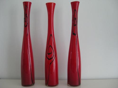 Set van 3 ranke rode siervazen van glas, 59 cm hoog, Huis en Inrichting, Woonaccessoires | Vazen, Gebruikt, Rood, 50 tot 75 cm