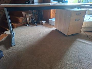 Gratis op te halen Bureau