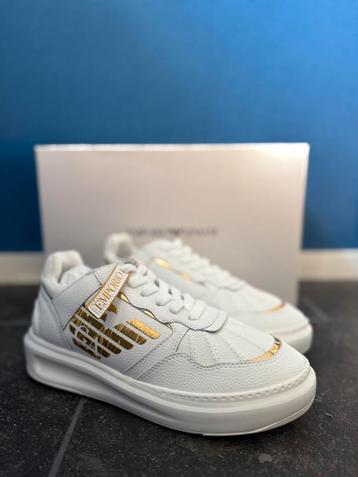 ACTIE NIEUWE Emporio Armani sneakers dames 39 beschikbaar voor biedingen