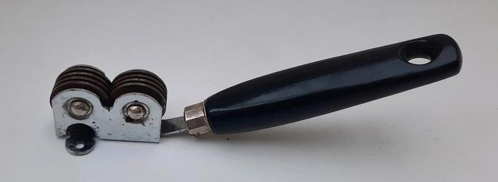 Vintage messenslijper, echt oud!, Antiek en Kunst, Antiek | Keukenbenodigdheden, Ophalen