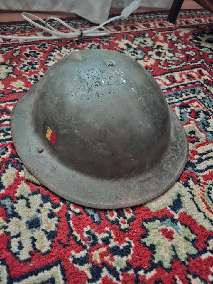 Brodie MKll helm vrije belgische leger post ww2 1949, Verzamelen, Militaria | Tweede Wereldoorlog, Helm of Baret, Overige gebieden