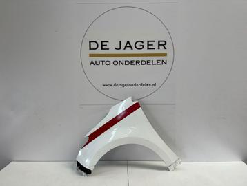 TOYOTA YARIS 4 P21 VOORSCHERM ZIJSCHERM SPATBORD LINKS beschikbaar voor biedingen