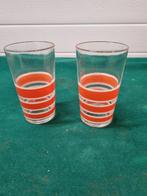 glazen retro oranje wit cirkel 2 stuks, Verzamelen, Glas en Borrelglaasjes, Ophalen of Verzenden