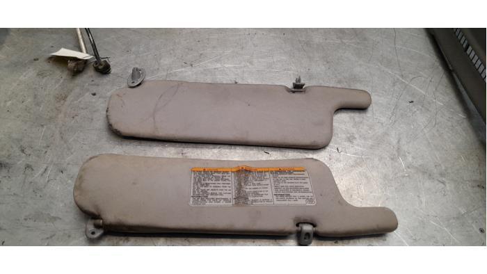 Zonneklep set van een Toyota Landcruiser, Auto-onderdelen, Interieur en Bekleding, Toyota, Gebruikt, 3 maanden garantie, Ophalen of Verzenden
