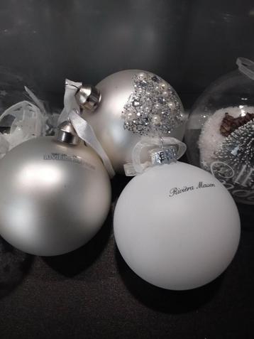 Riviera maison kerstballen beschikbaar voor biedingen