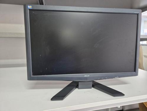 Acer werkmonitor, Computers en Software, Monitoren, Zo goed als nieuw, 60 Hz of minder, DVI, VGA, Gaming, Kantelbaar, TN, Overige resoluties