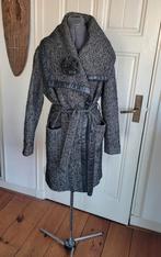 Winterjas tweed van het merk Derhy, Ophalen of Verzenden, Gedragen, Maat 36 (S), Zwart