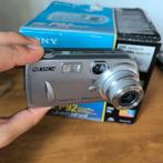 Sony DSC-P92 Vintage Digitaal Camera Y2K, Zo goed als nieuw, Sony, Camera, Ophalen of Verzenden