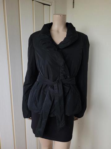Max Mara weekend winterjas zwart maat 38/M beschikbaar voor biedingen