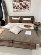 Luxe Styldecor Boxspring 180x210 - Showroommodel, Ophalen, Bruin, 210 cm, Tweepersoons