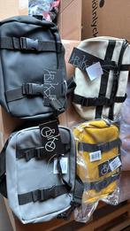 Te koop partij 50 st fiets/ schouder tassen, Diversen, Rommelmarktspullen, Ophalen, Nieuw
