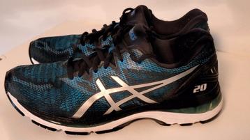 Asics Nimbus, donkerblauw, maat 42.5 beschikbaar voor biedingen