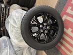 Toyota Yaris Cross 1.5 HYBRID 130PK STUUR+STOELVERWARMING PD, Gebruikt, 750 kg, Met garantie (alle), Zwart