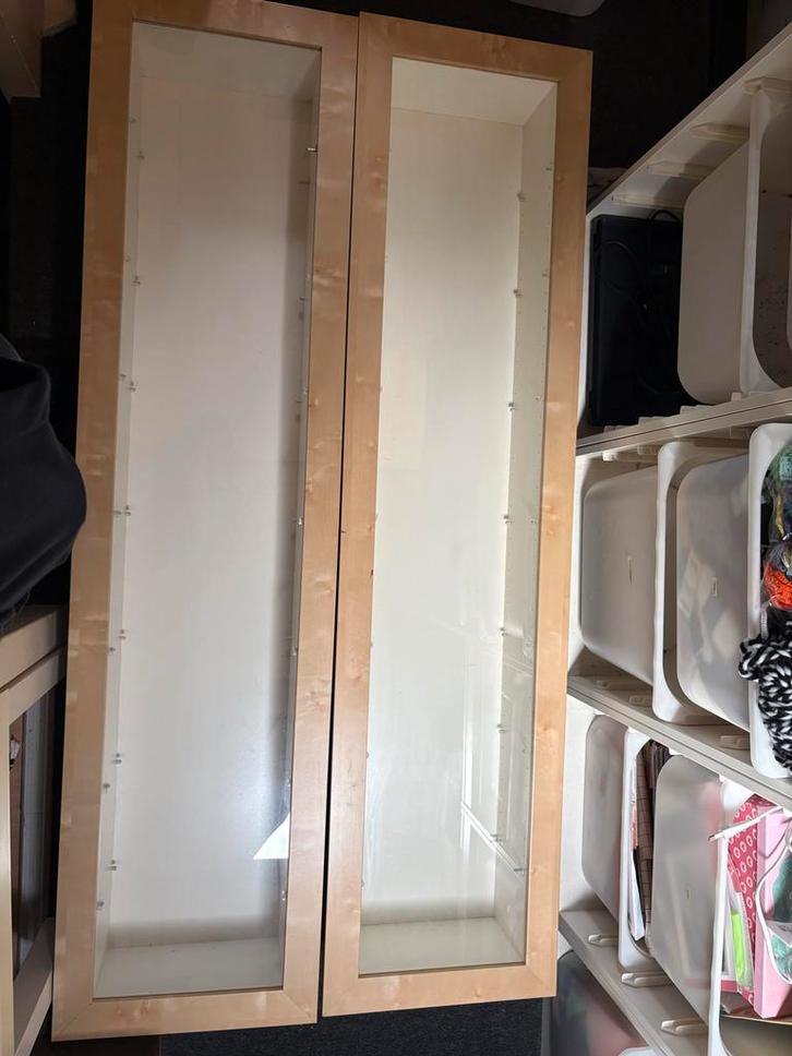 2x IKEA Bertby Hangkast Vitrine, Huis en Inrichting, Kasten | Dressoirs, Gebruikt, Minder dan 50 cm, Minder dan 25 cm, Met deur(en)