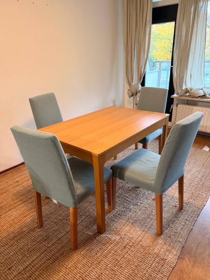Dining Table + 4 Chairs, Huis en Inrichting, Tafels | Eettafels, Zo goed als nieuw, 50 tot 100 cm, Vier personen, Rechthoekig