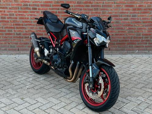 Kawasaki Z900 A2 kenteken VOL VERMOGEN 2021 FULL AKRA, Motoren, Motoren | Kawasaki, Particulier, Naked bike, meer dan 35 kW, 4 cilinders