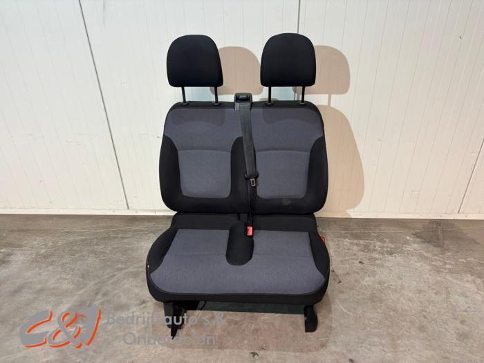 Bank rechts-voor van een Opel Vivaro, Auto-onderdelen, Interieur en Bekleding, Opel, Gebruikt, 3 maanden garantie, Ophalen of Verzenden
