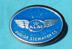 JAREN 60 KLM JUNIOR STEWARDESS SPELDJE LUCHTVAART, Verzenden, Zo goed als nieuw, Patch, Badge of Embleem