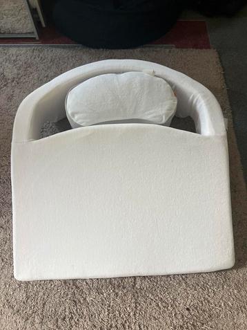 Pillow for shoulder relief system beschikbaar voor biedingen