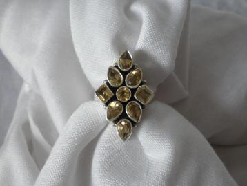 Mooie Zilveren Ring met 9 Citrienen - maat 16,5 - 16 3/4 beschikbaar voor biedingen
