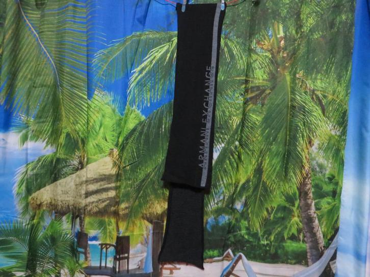 wollen zwart grijze lange sjaal Armani exchange, Kleding | Heren, Mutsen, Sjaals en Handschoenen, Gedragen, Sjaal, Overige maten