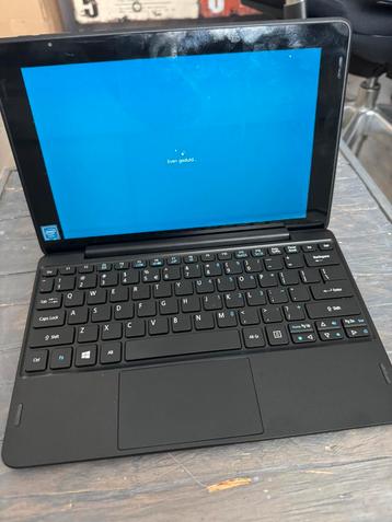 Acer One S1003 Tablet/Laptop beschikbaar voor biedingen