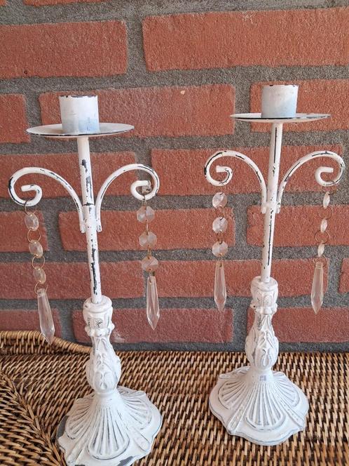 Twee brocante metalen kandelaars., Antiek en Kunst, Curiosa en Brocante, Ophalen of Verzenden