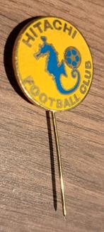 Pin HITACHI FOOTBALL CLUB JAPAN, Verzamelen, Speldjes, Pins en Buttons, Ophalen of Verzenden, Gebruikt, Sport