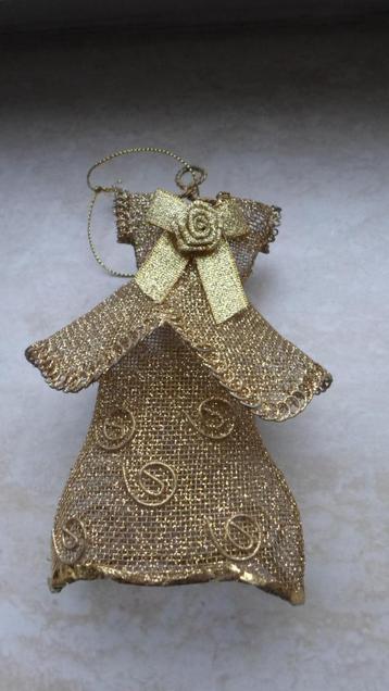 gouden torso beschikbaar voor biedingen