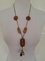 Vintage bruine glazen kralen aan touw ketting, Overige materialen, Bruin, Ophalen of Verzenden, Gebruikt