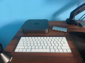 Mac mini i7, 32gb ram (Late 2018) met toetsenbord en usbhub beschikbaar voor biedingen